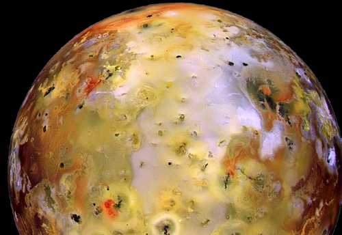 io.jpg (18494 bytes)